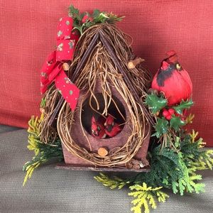 Christmas cardinal birdhouse decor